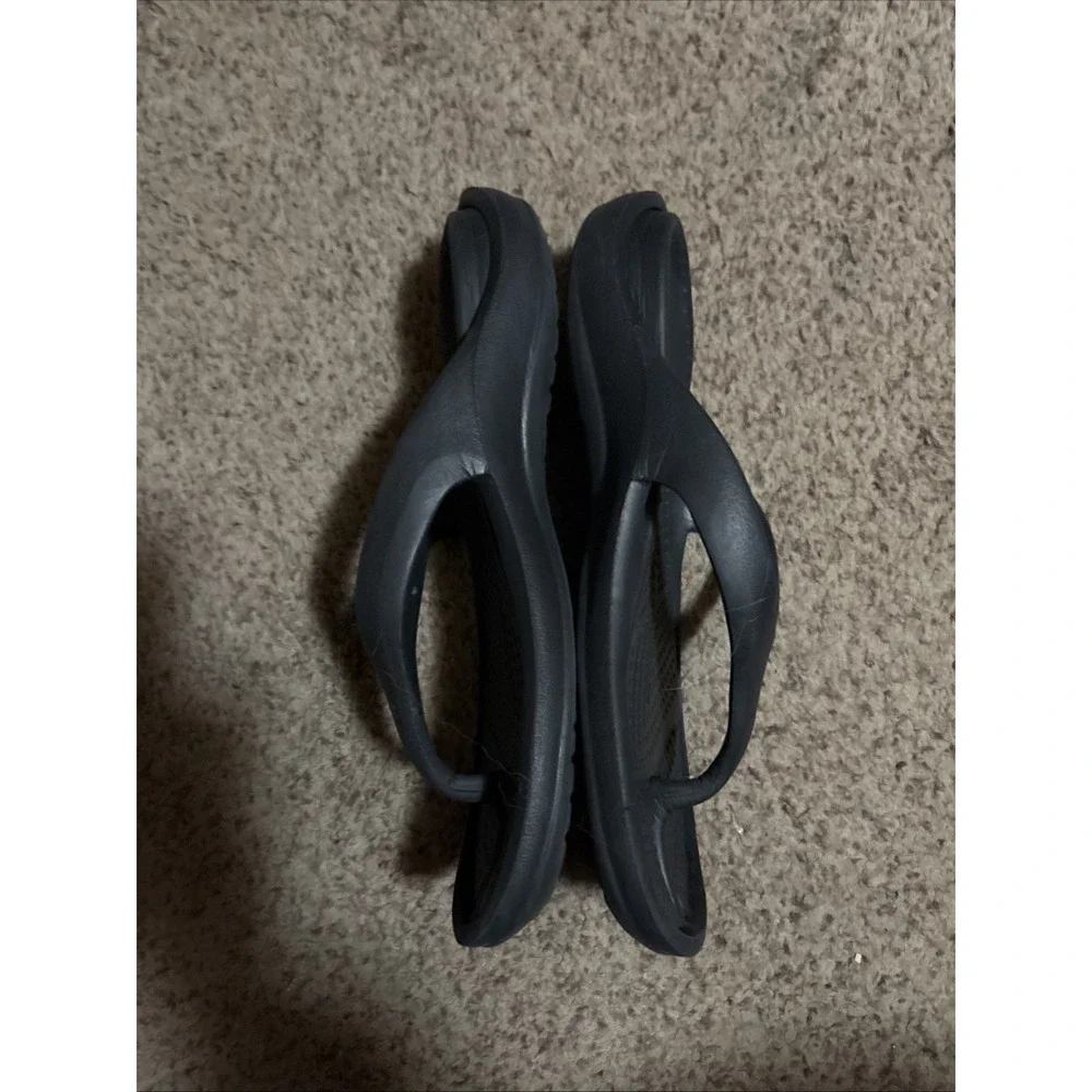 Crocs Athens Flip Flops Black Crosslite Women's 12 Men's 10 Comfort Sandals